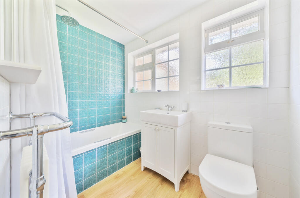 1309504-13-684981...