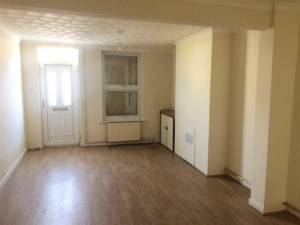 lounge.jpg