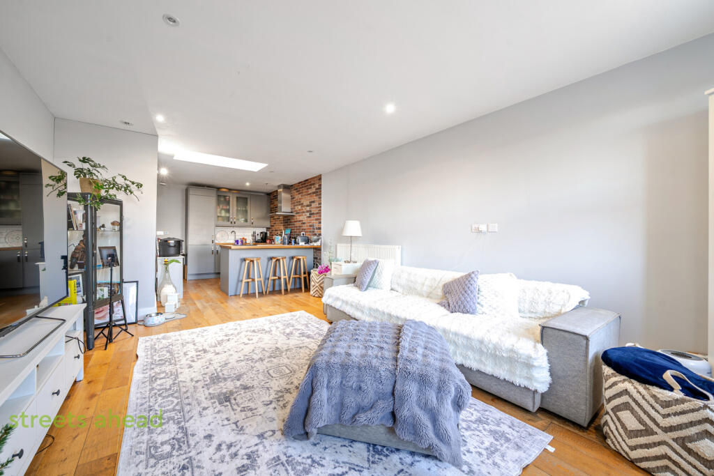 78396d8a-a74a-4d6...