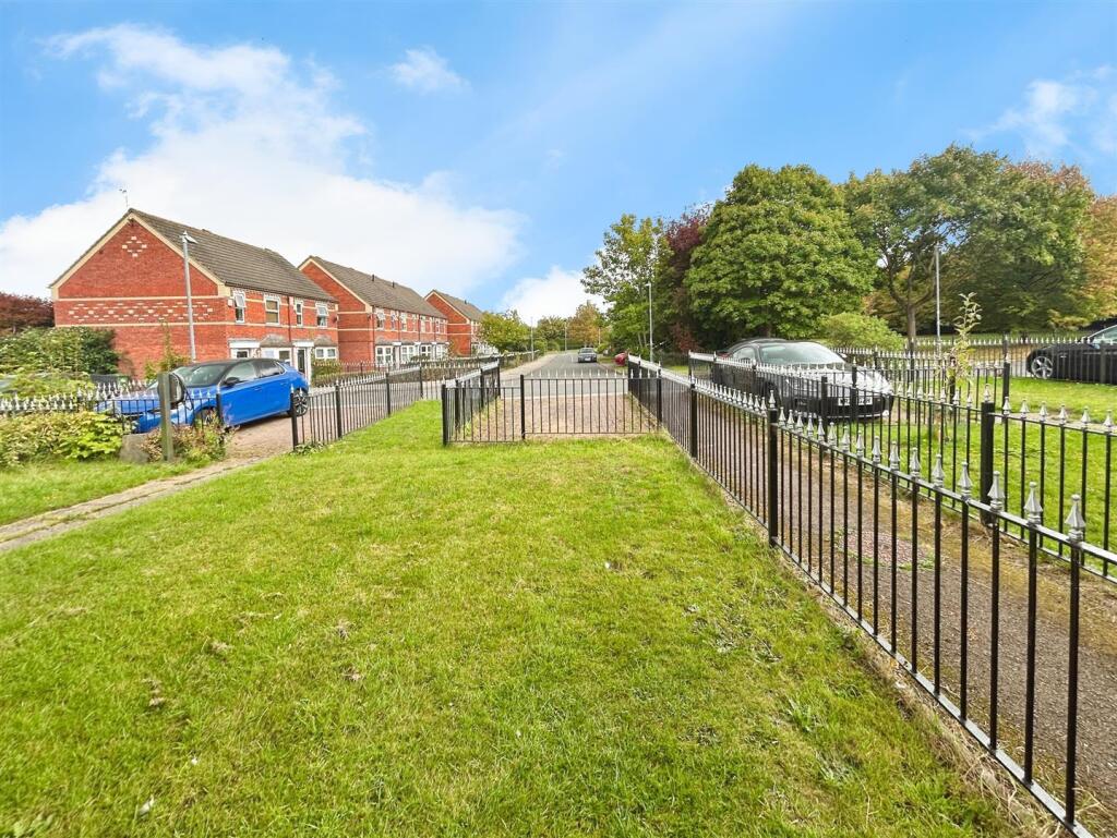 c127fc44-8-47D4-A435-821B431008E0-6880-000004D0107