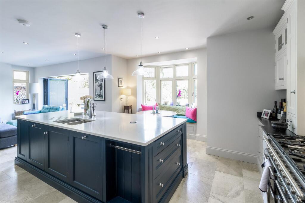 15 Upper Packington Road