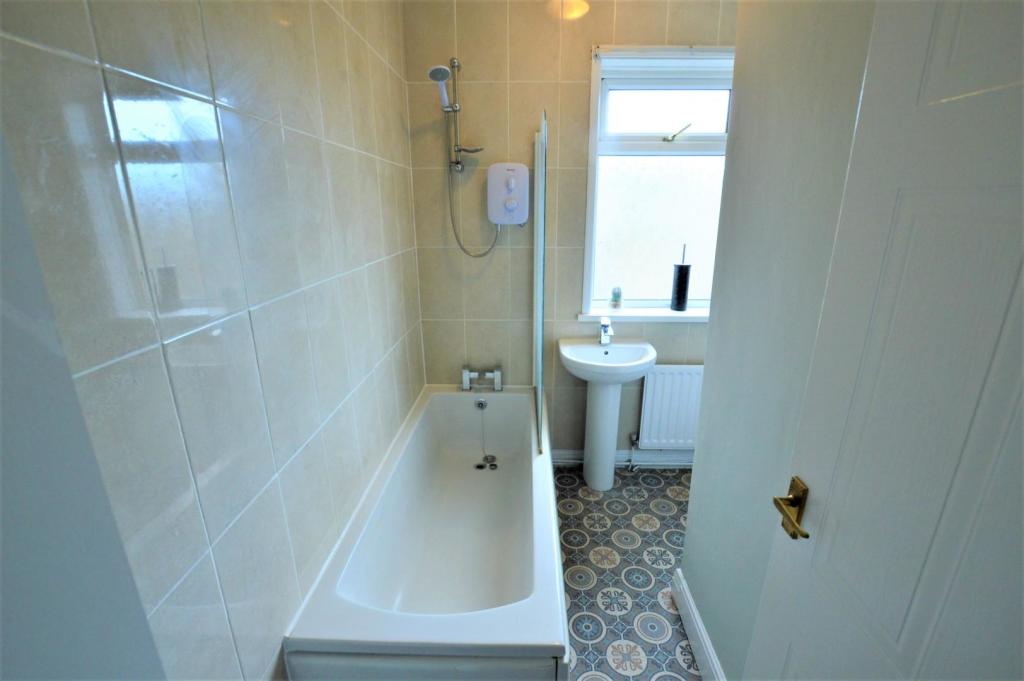 bathroom new.jpg
