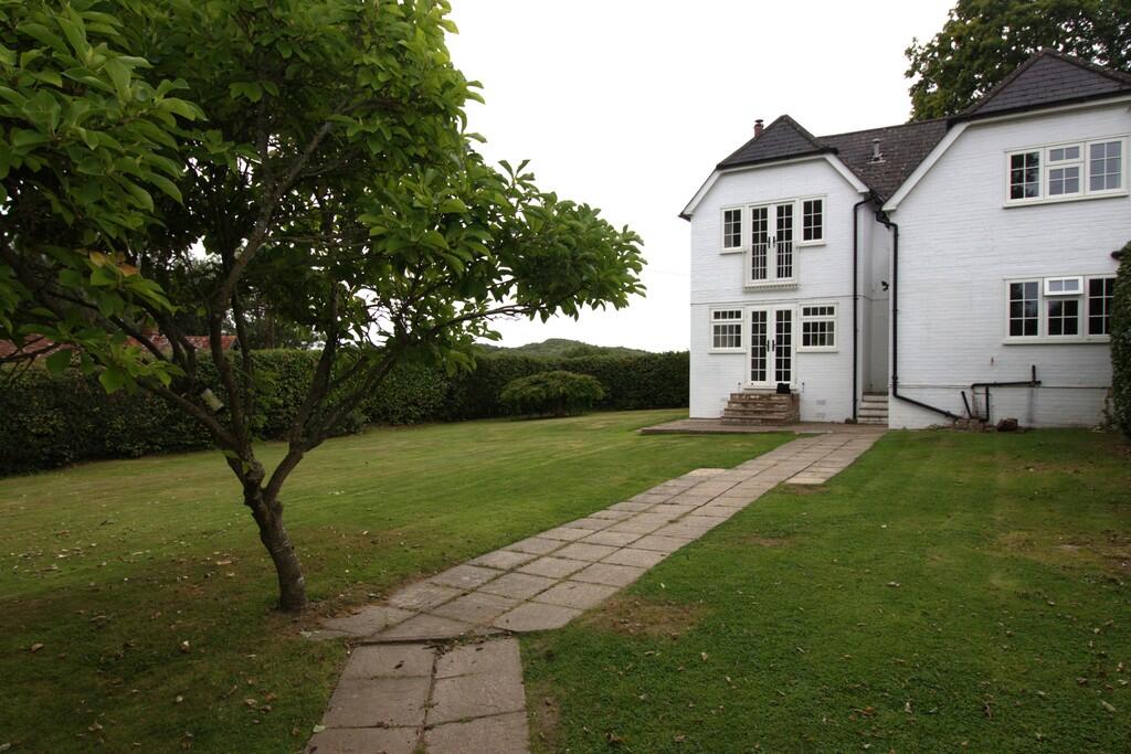 IMG_5919 house ga...