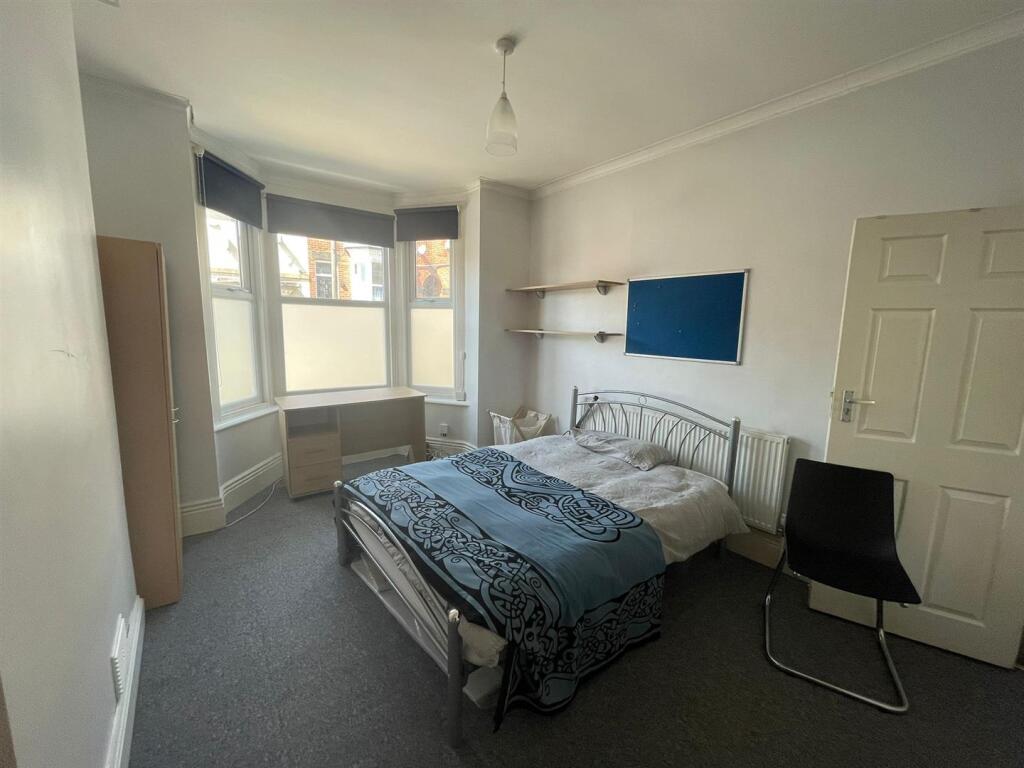 PHOTO-2025-10-13-12-35-49 4.jpg