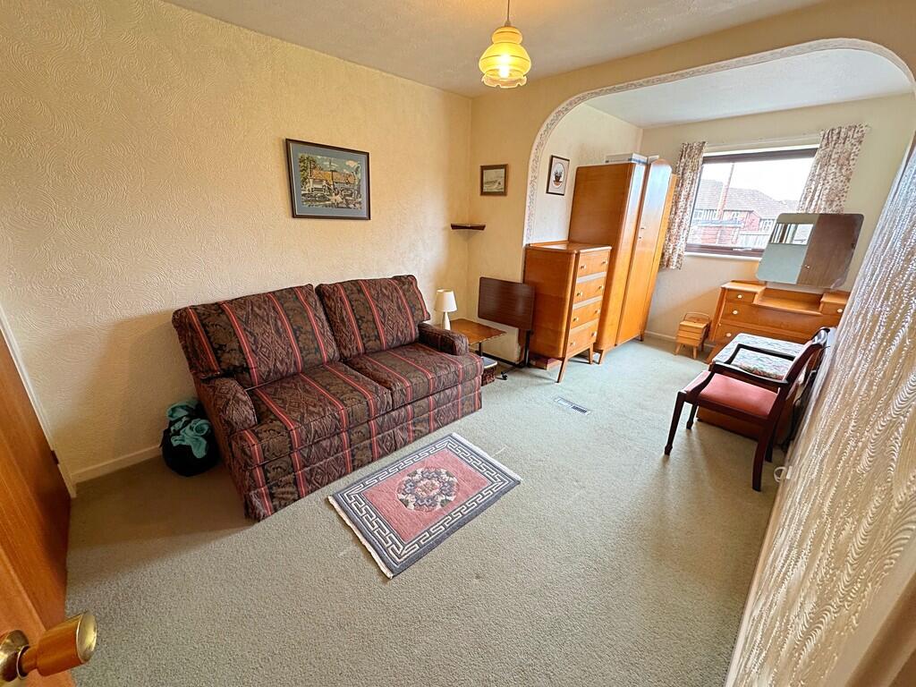 BedroomTwo alt an...