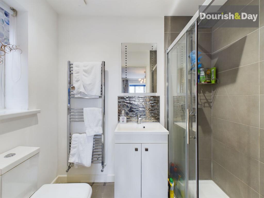 Bedroom 1 En-Suite