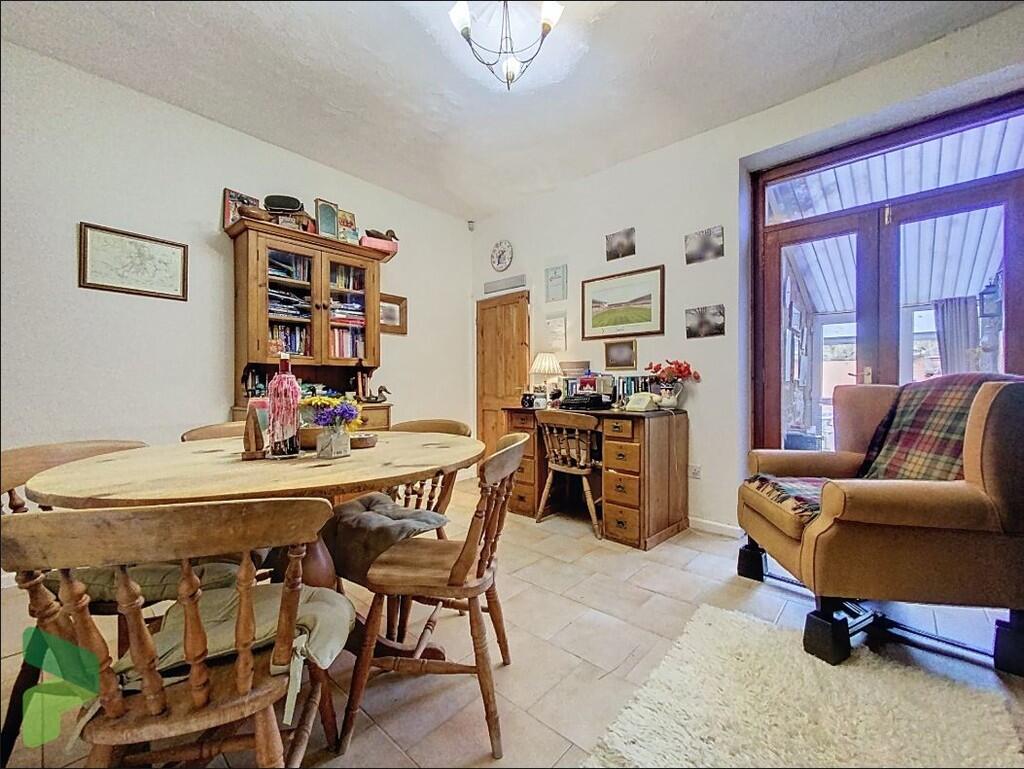 Living Room / Din...