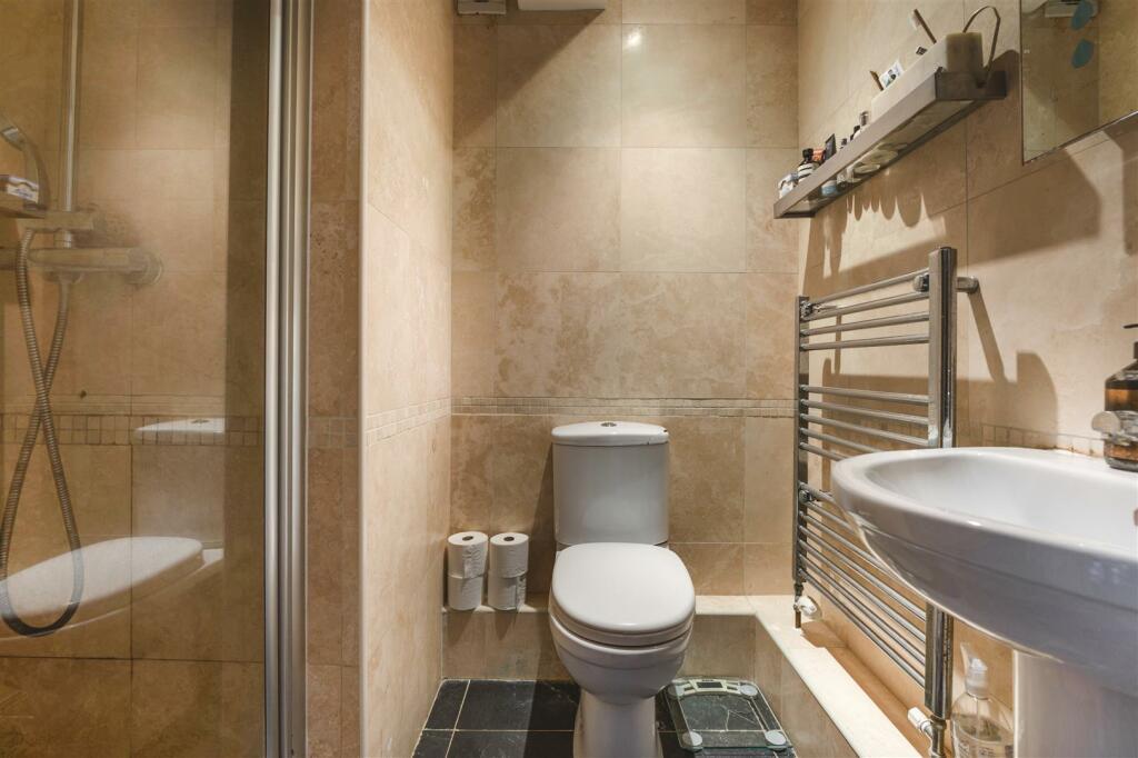 43 Vallance Road-8.jpg