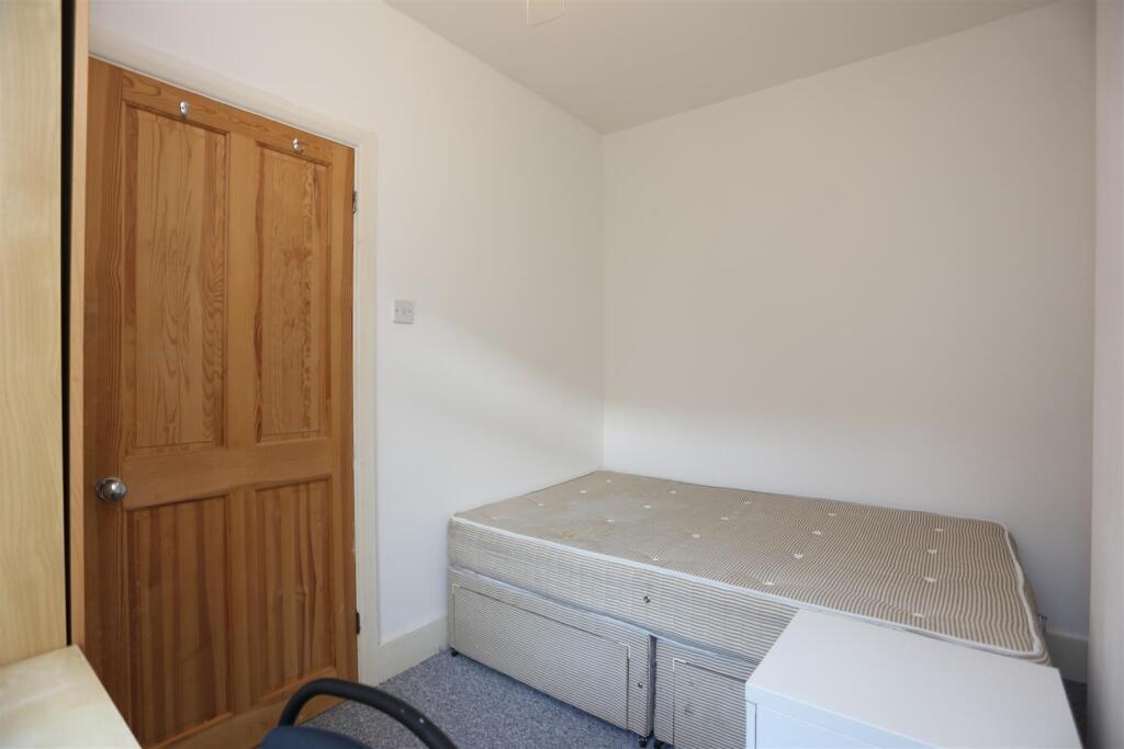 51 Ewhurst Road (8).JPG