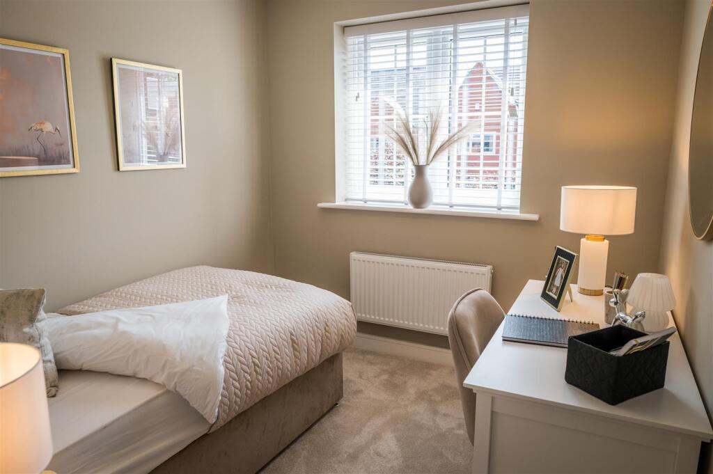 BEDROOM 3