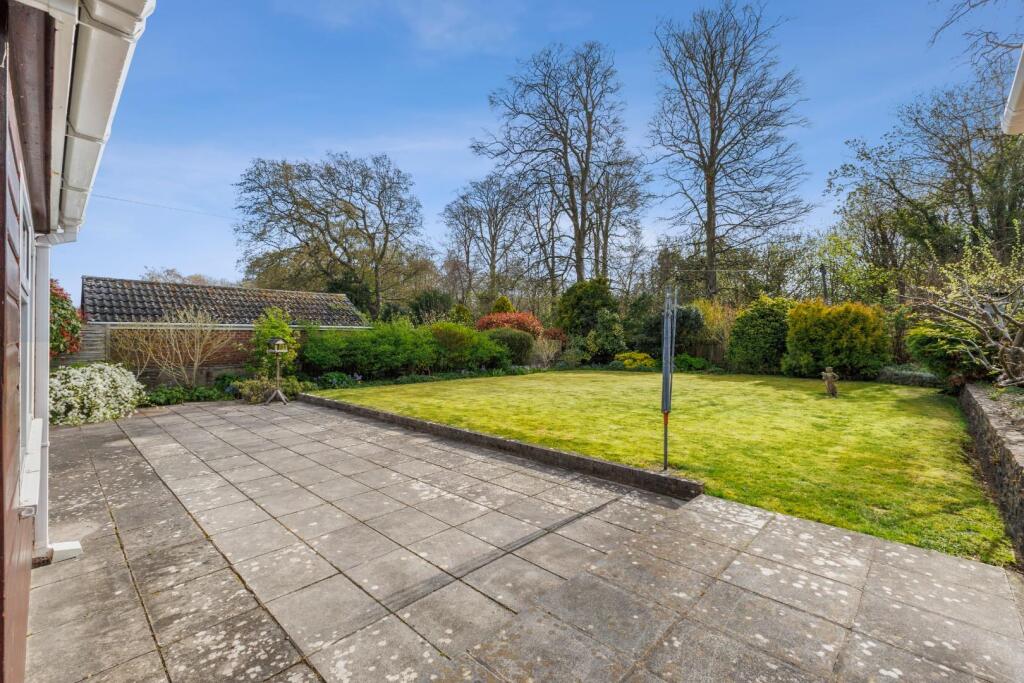 89944_10 St Ediths Close Wilton(30).jpg