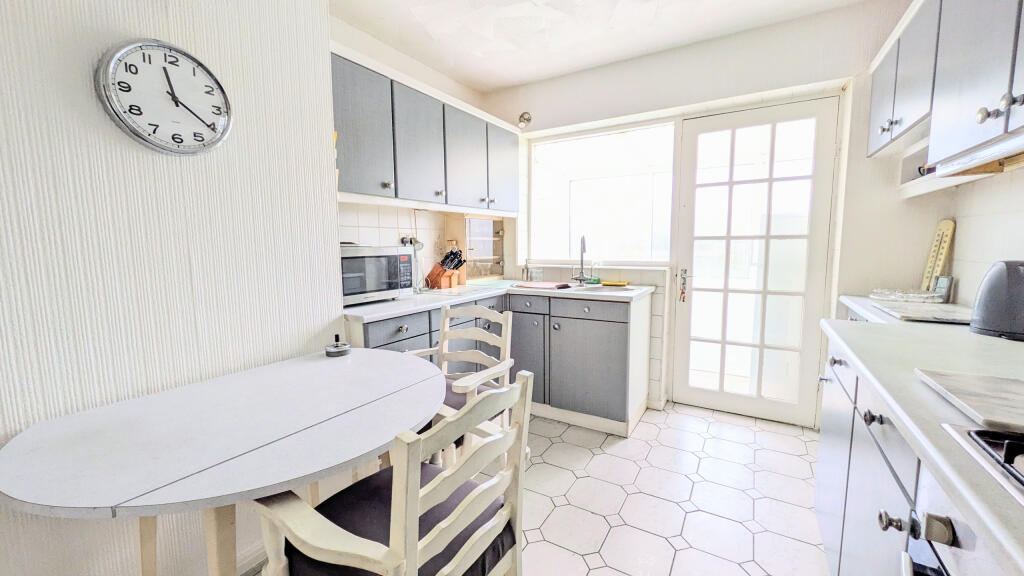 PXL_20251205_112114820~2