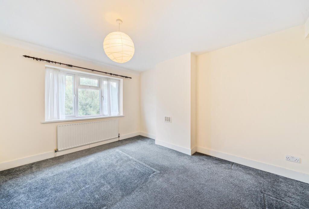 1333835-12-689339...