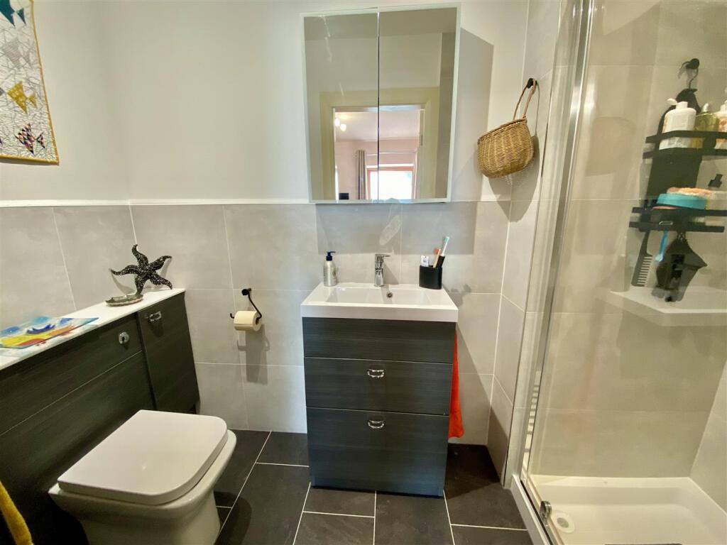 Bramleys Estate Agents - The Orchards - Bellstring