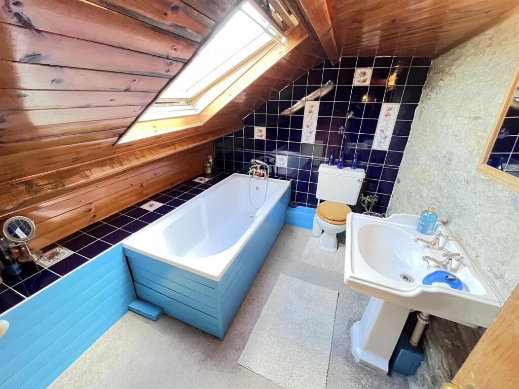house bathroom.JPEG