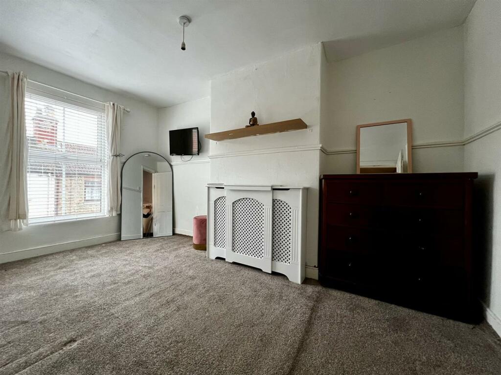 Bedroom Two.jpg
