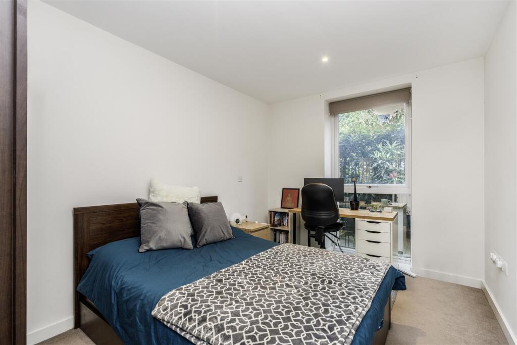 Davidson Frost-Wellings, DFW, Carnarvon Court, Sta