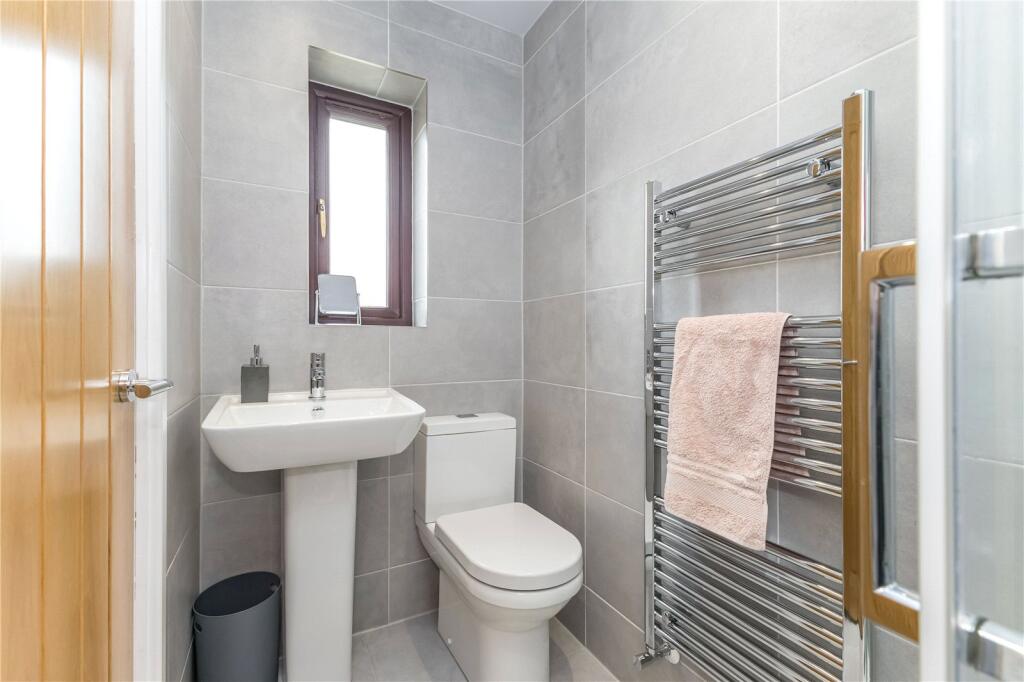 En Suite Shower Room