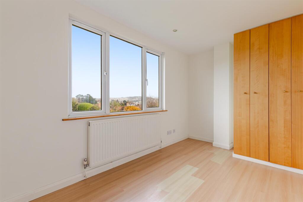 A21 - Red Tor, Seaway Lane Torquay - 251113.jpg