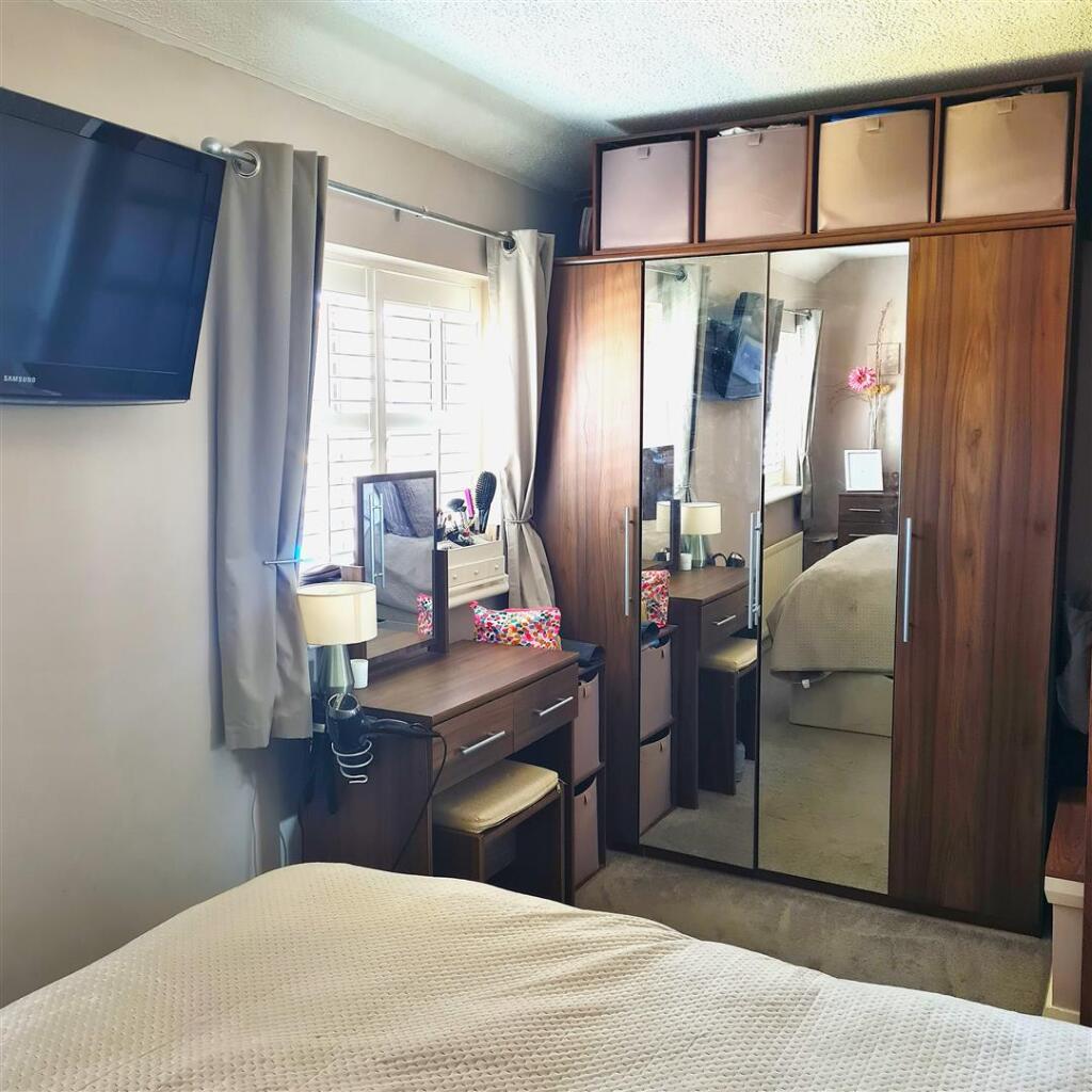 Bedroom One picture Two.jpg