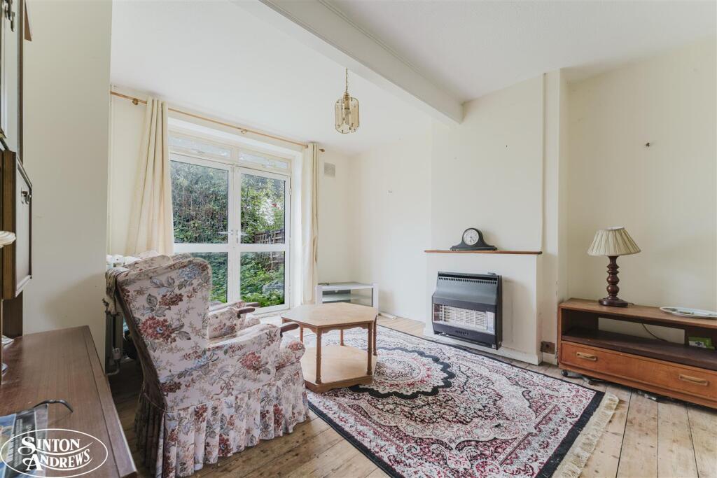 44 Westcott Recp 2.jpg