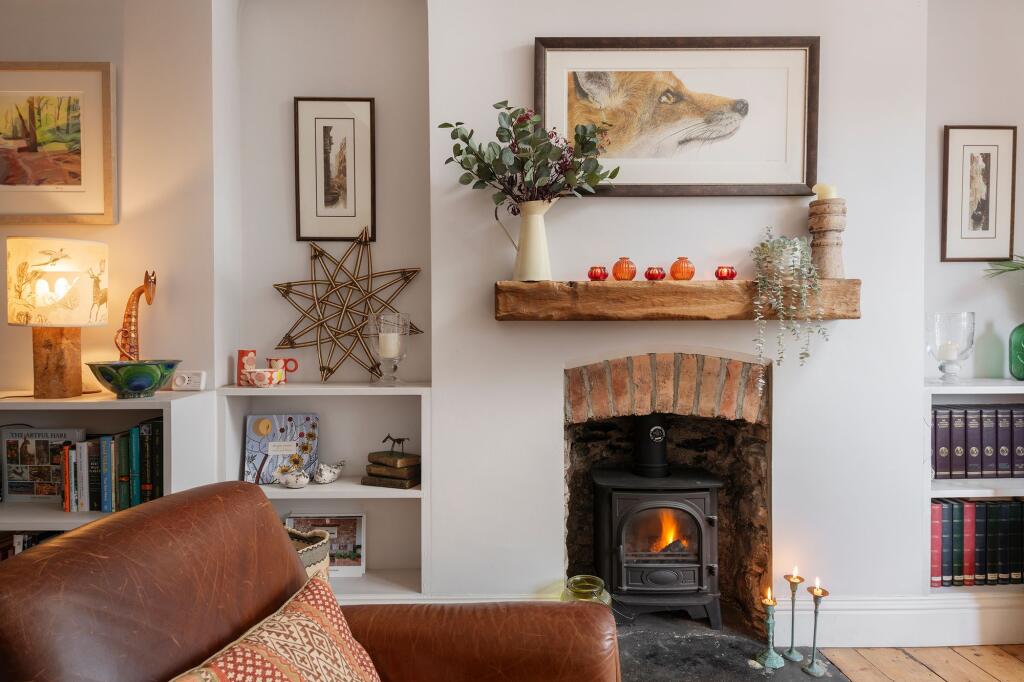 Living Room_Duffryn House, 28 South Ford Road, Dartmouth
