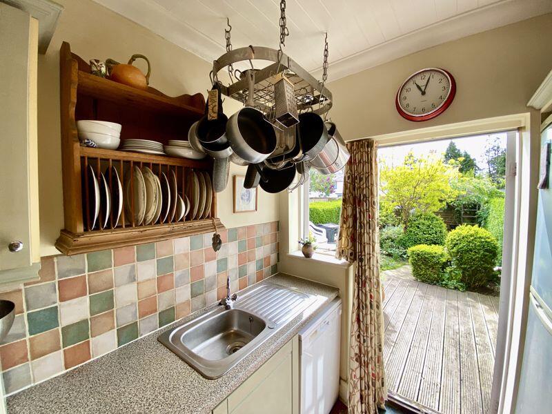 Fitted Kitchen