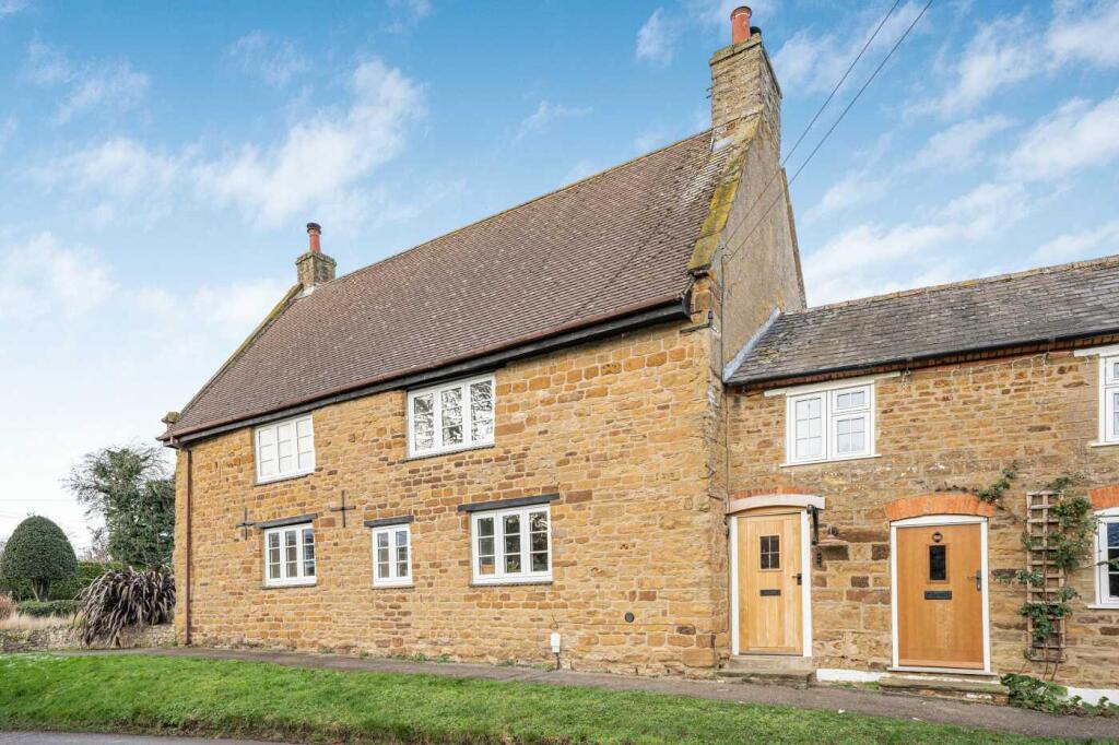 Barleymow, The Green