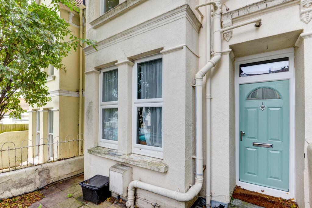 80 Bernard Road FOH (2)