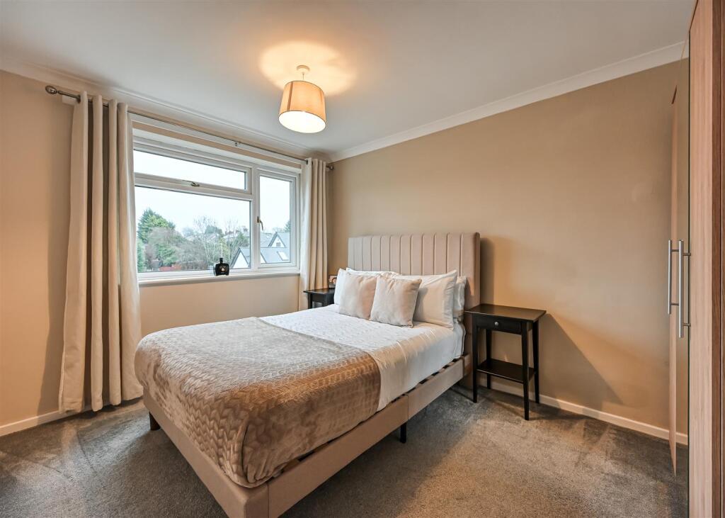 1 Denham Gardens-06.jpg