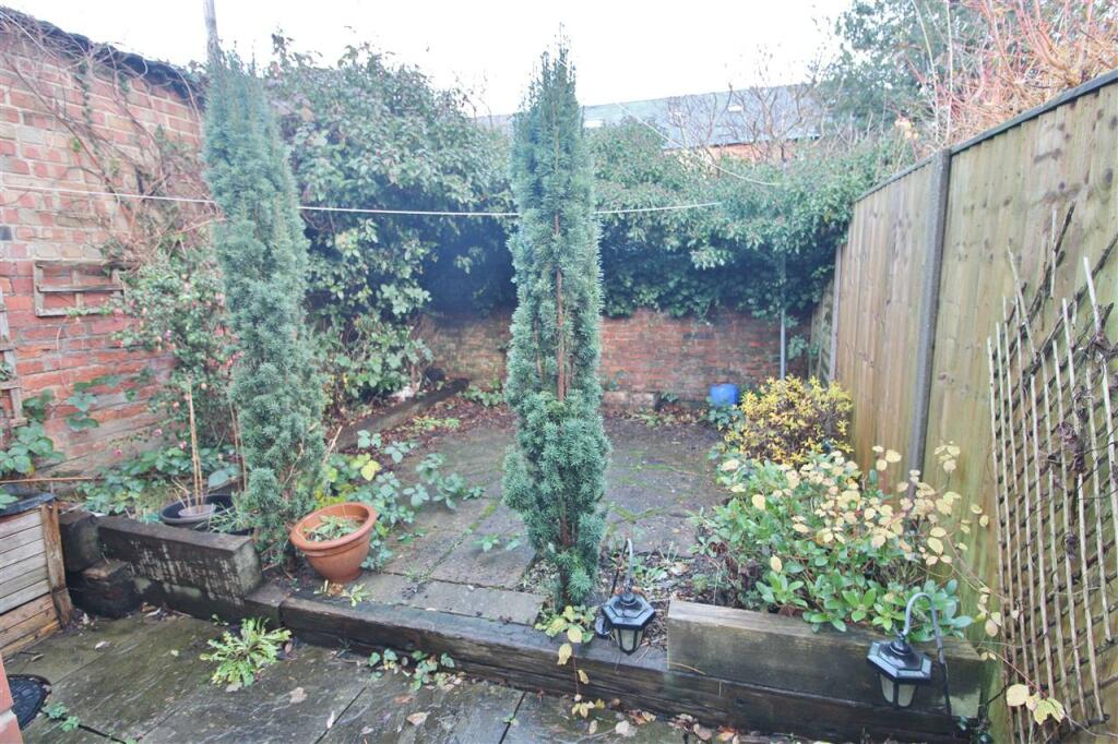 REAR GARDEN -