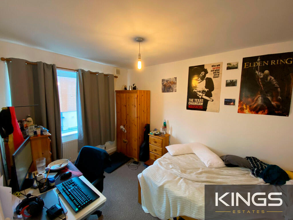 11 Earls Road (7)...