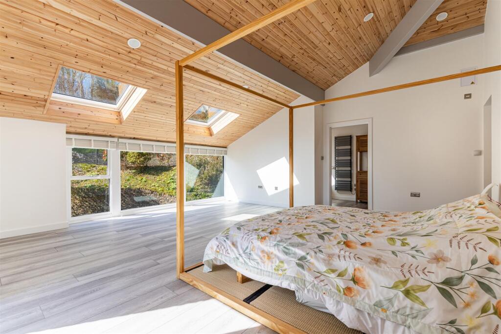 A36 - Higher Bowden Estate, Willow Bank - 250320.j