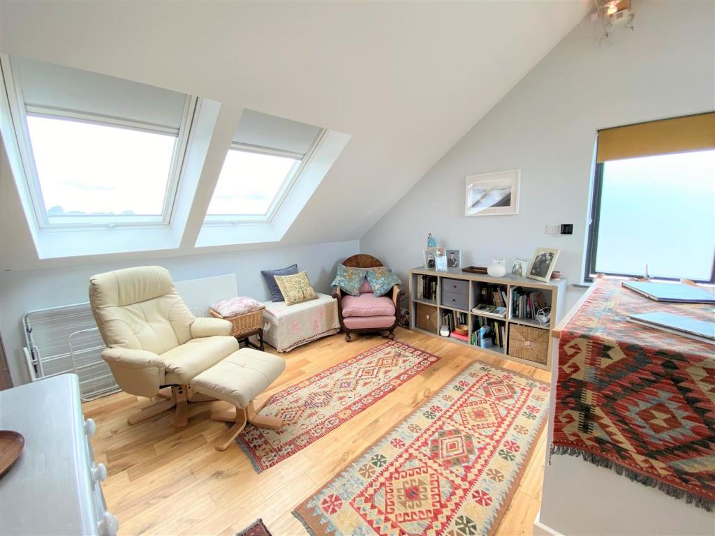 master suite 2.jpeg