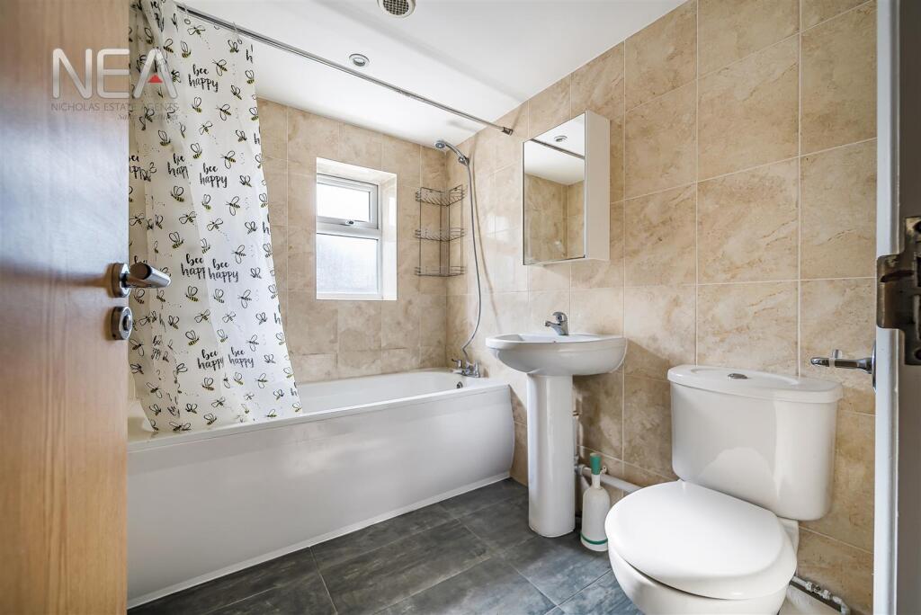 Family bathroom