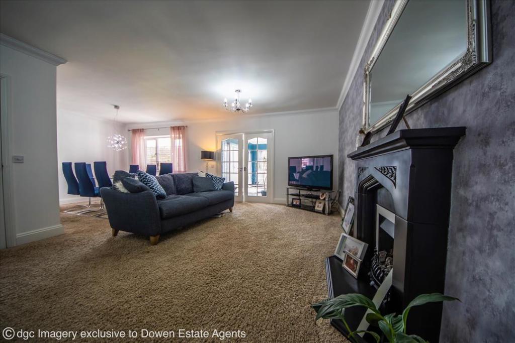 Family Room/Diner