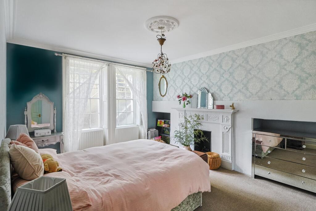 Garden Flat, 12 Kensington Place, Bath, Somerset, BA1 6AP