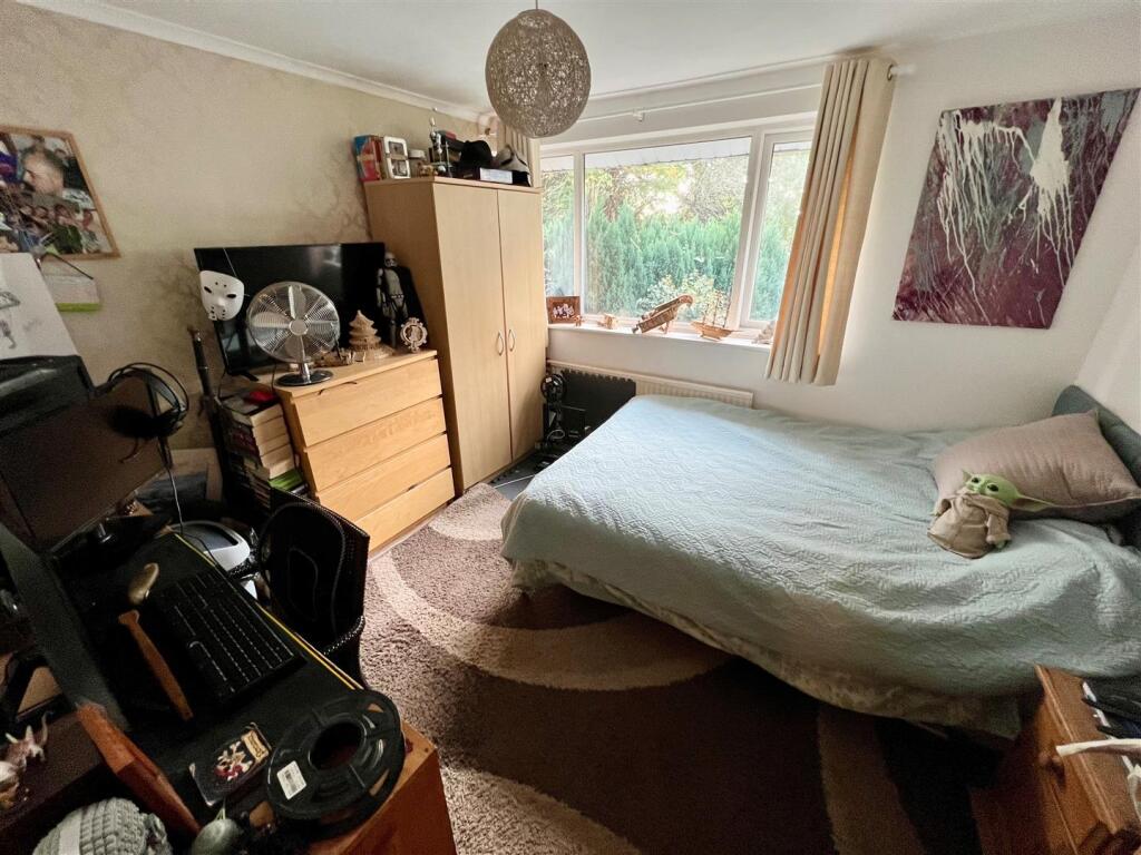 BEDROOM TWO