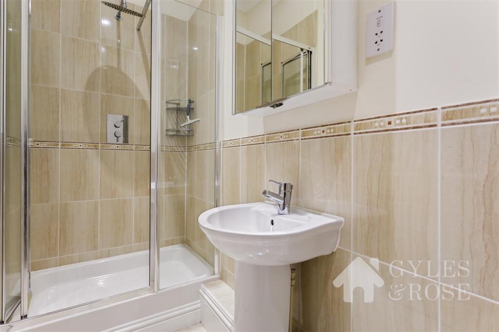 Ensuite