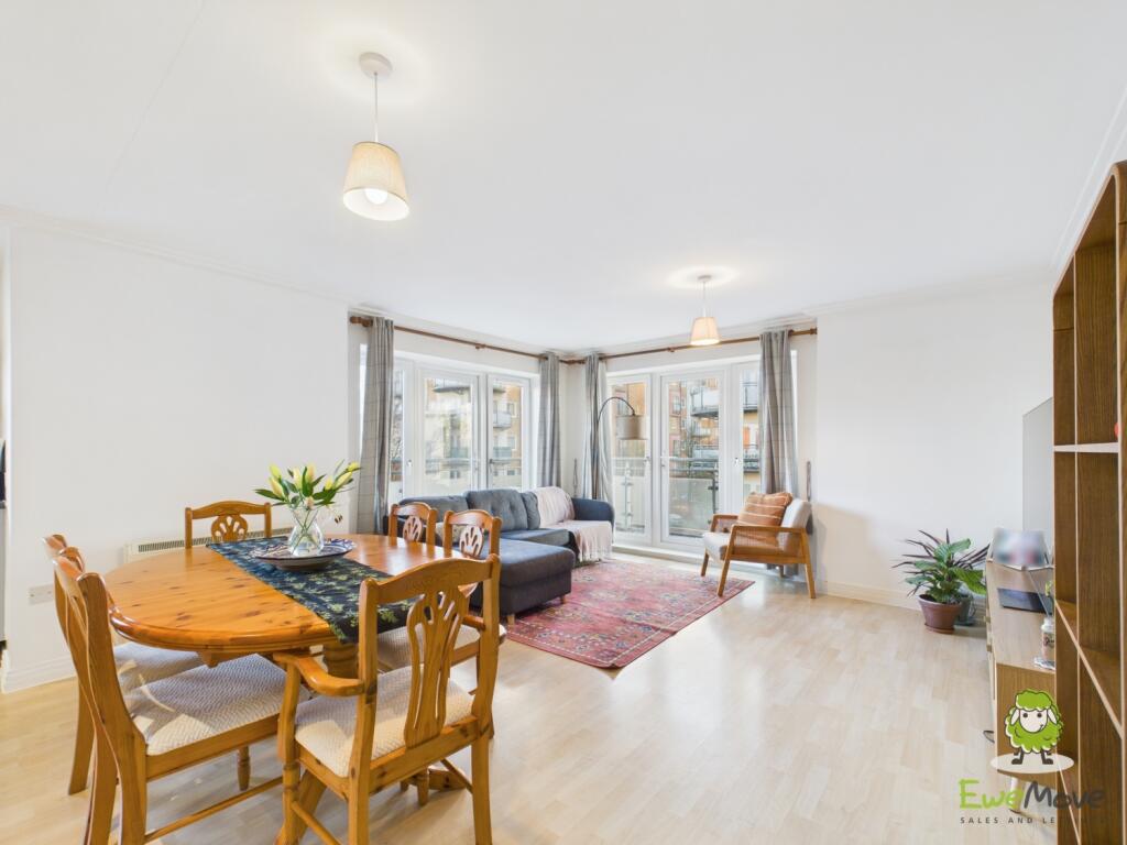 EweMove Basingstoke Winterthur Way Living Area