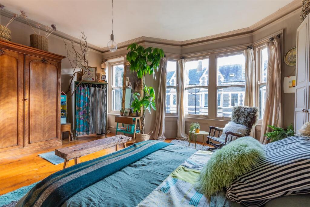 9-32.jpg