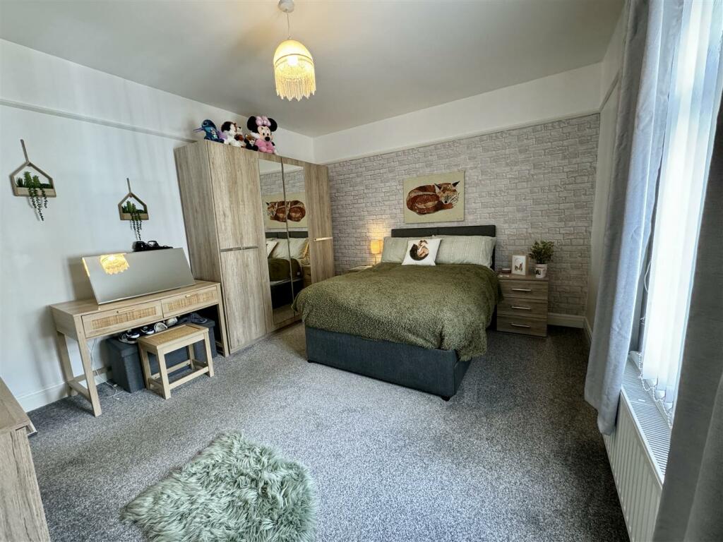 Principal Bedroom