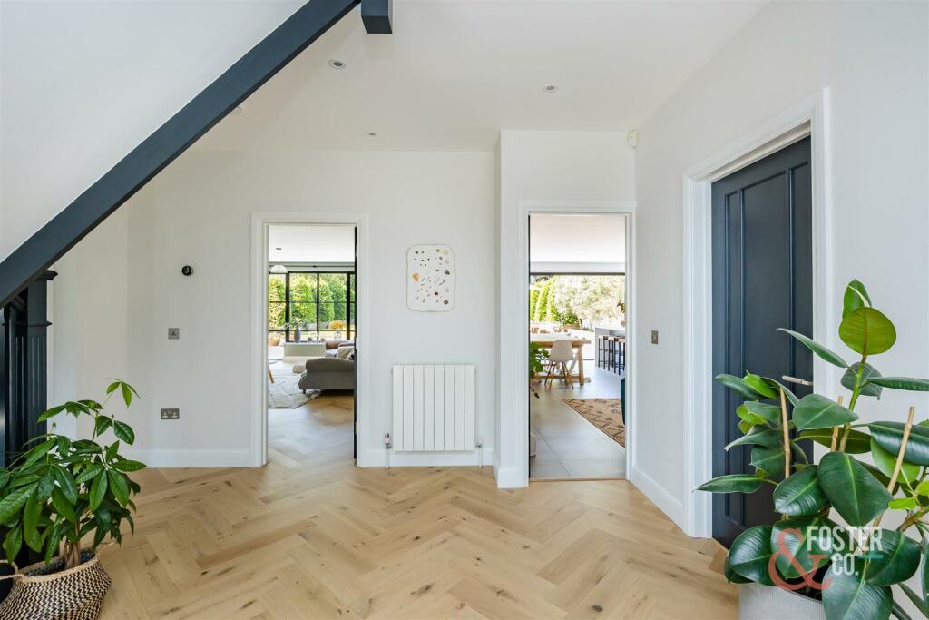 Radinden Manor Road, 32-29.JPG