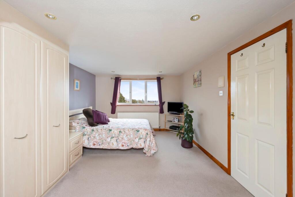 Hangleton Road 343 BED 1.jpeg