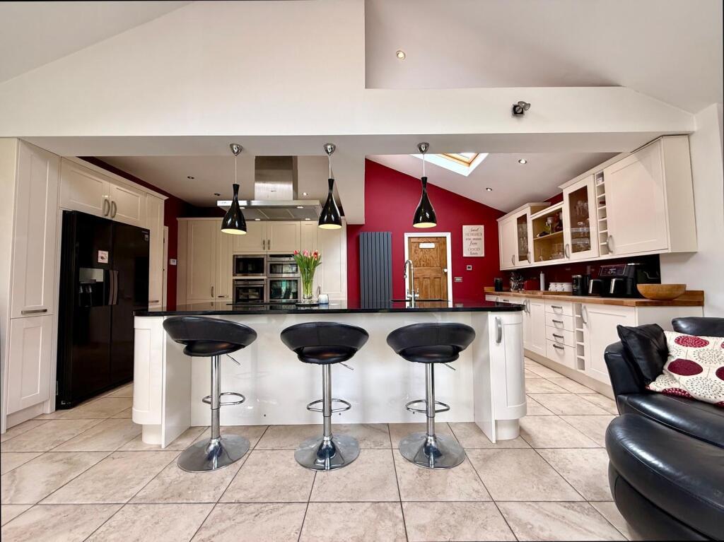 6e0c078c3b32dabf04a1dbe1ec74c54ec5b52d23685156702da53