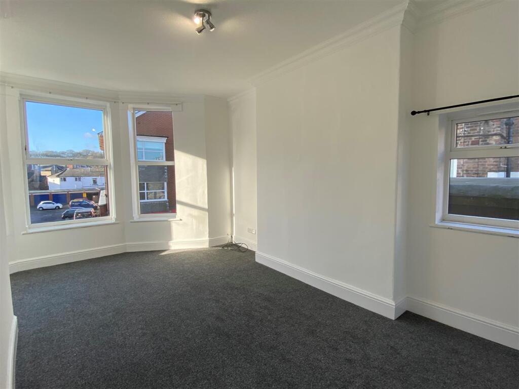 lounge 2 flat 2.jpg