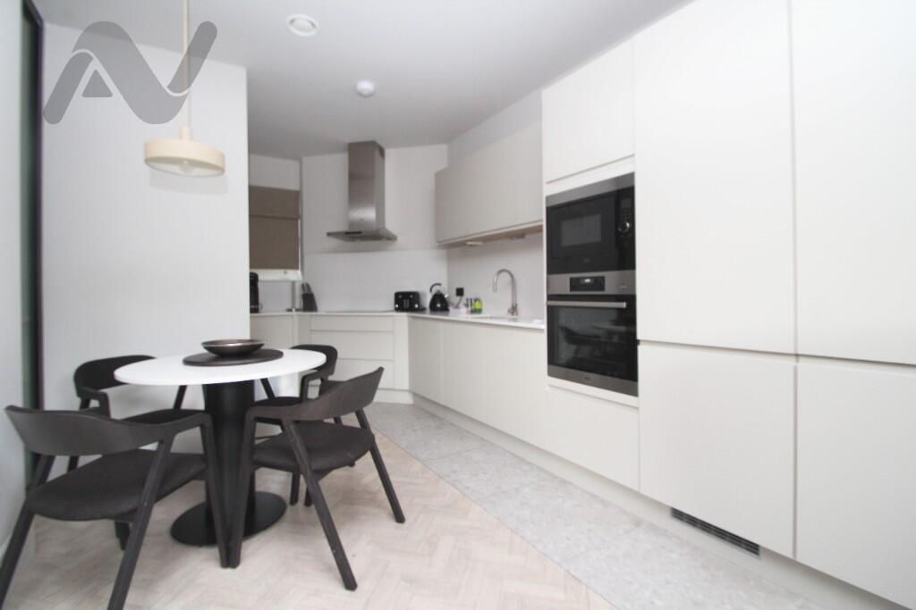 Kentish Town Road, London, NW1 9NX