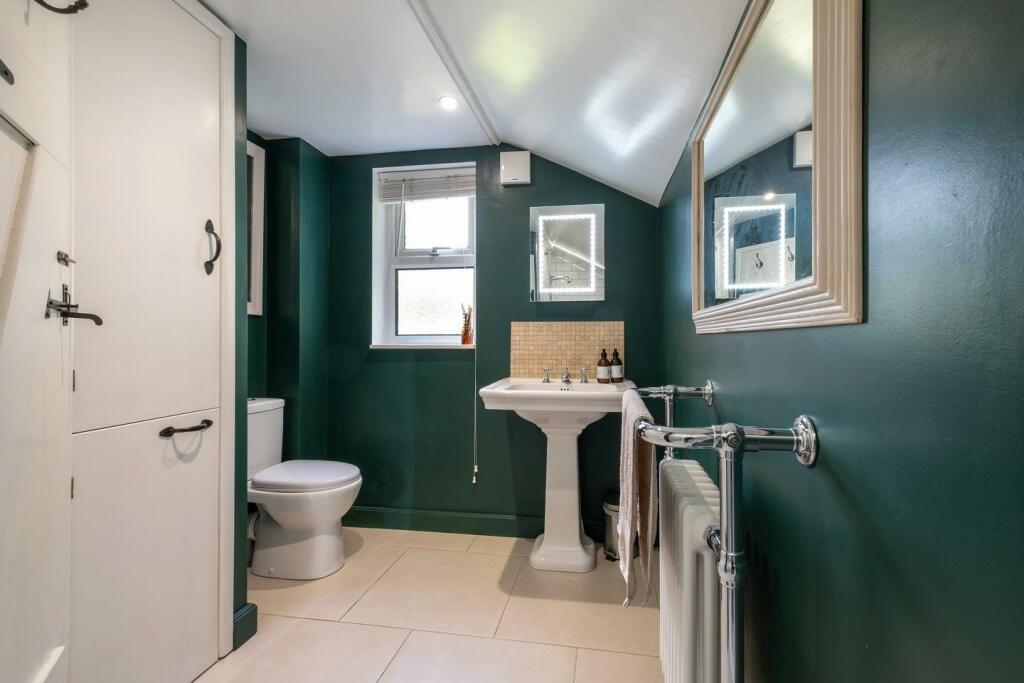 The Copper Coin-38.JPG