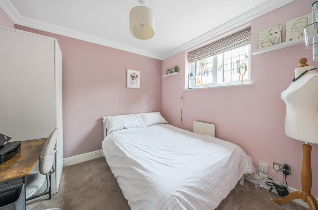 1297261-11-682f14...