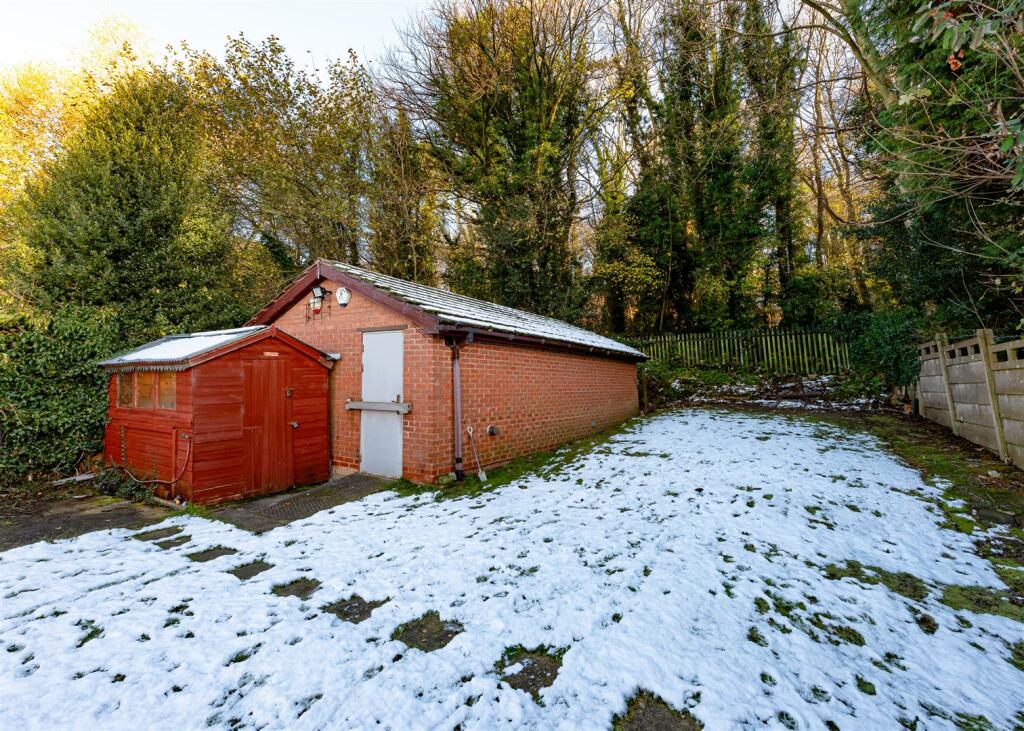 44 Gervase Drive-External 2.jpg